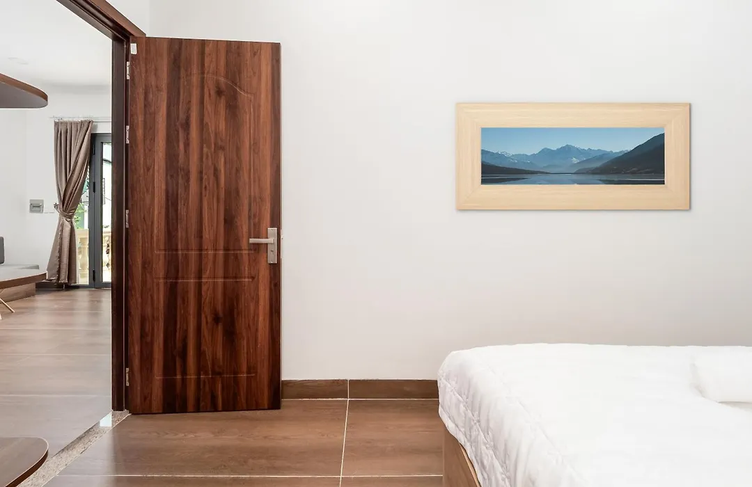 Kim Apartment - Cozy 1BR for Couples in Thảo Điền - Yellow-1